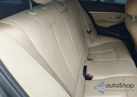 2017 BMW 330I xDrive z USA, uszkodzony, nr VIN WBA8D9C3XHA011723